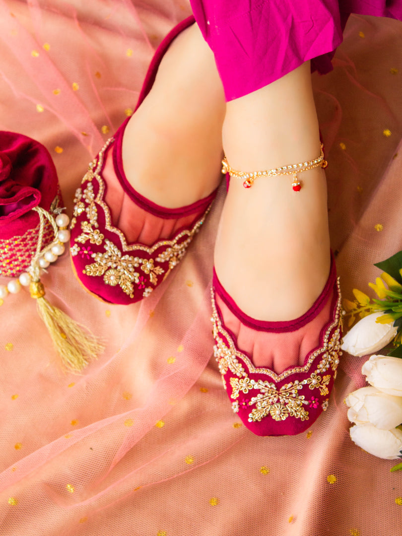 SAYONEE MAGENTA