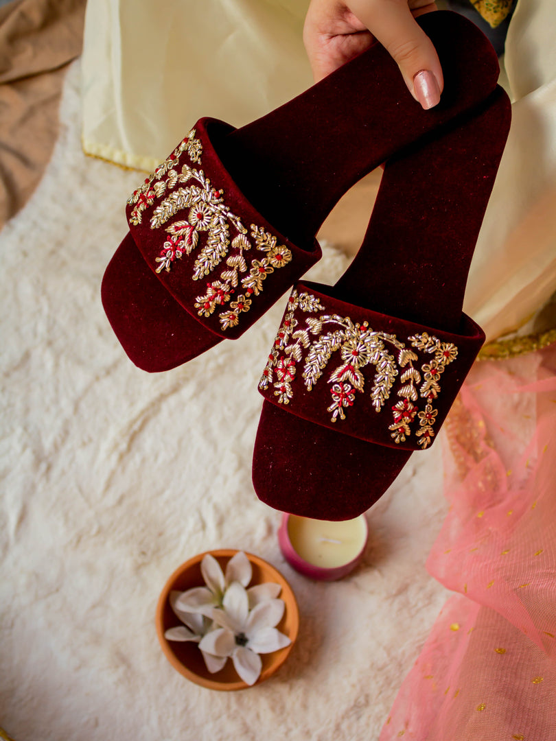 MEHEK MAROON